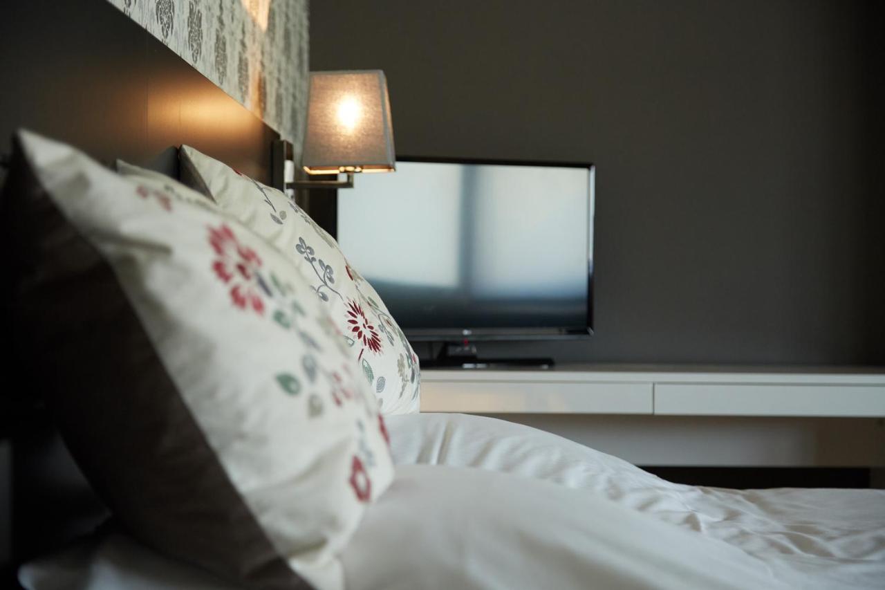 Bed and Breakfast Focus Boutique Kortrijk Exterior foto